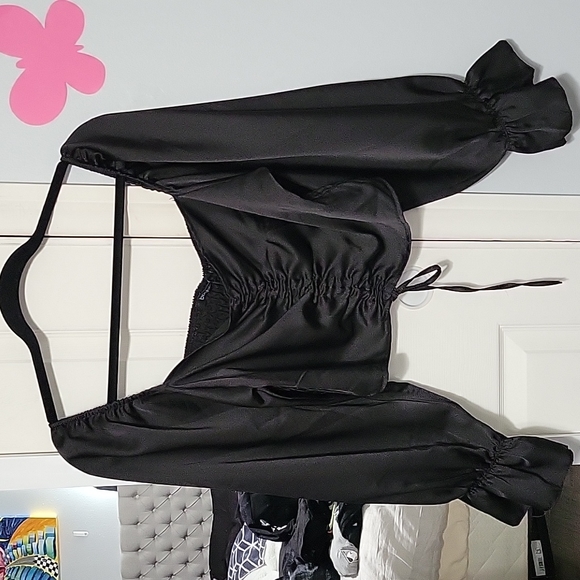 Ruched off shoulder top - Picture 1 of 3